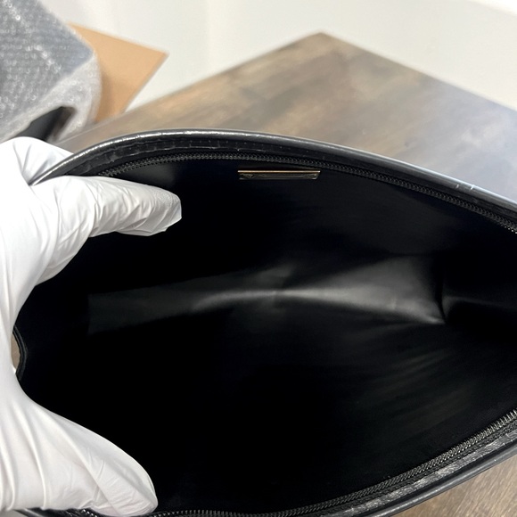 MARIO VALENTINO LEATHER CLUTCH - Picture 12 of 13